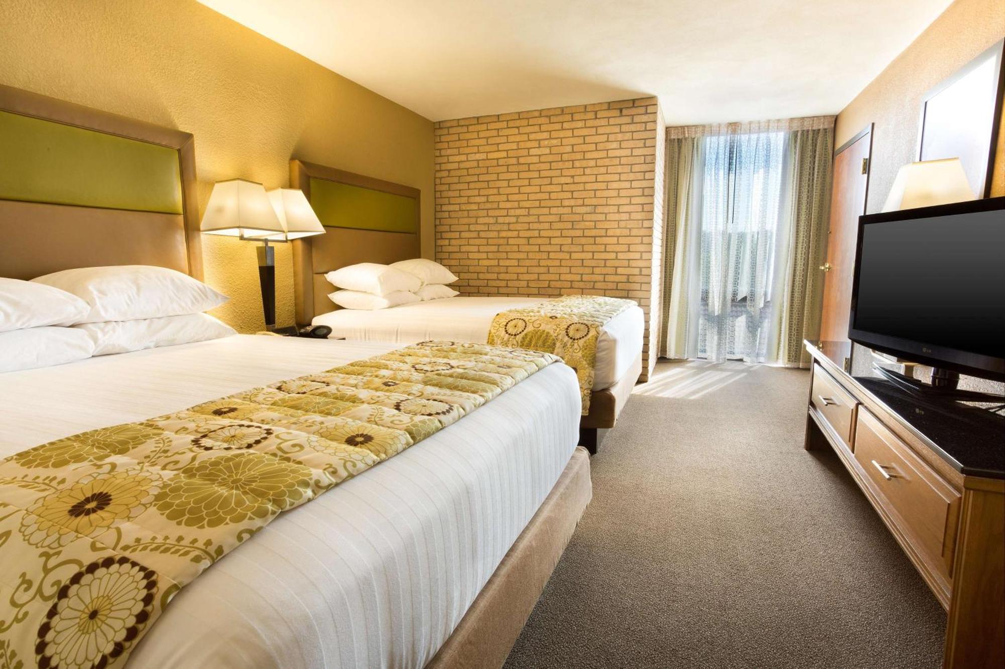 Drury Inn & Suites พาดูคาห์ ภายนอก รูปภาพ