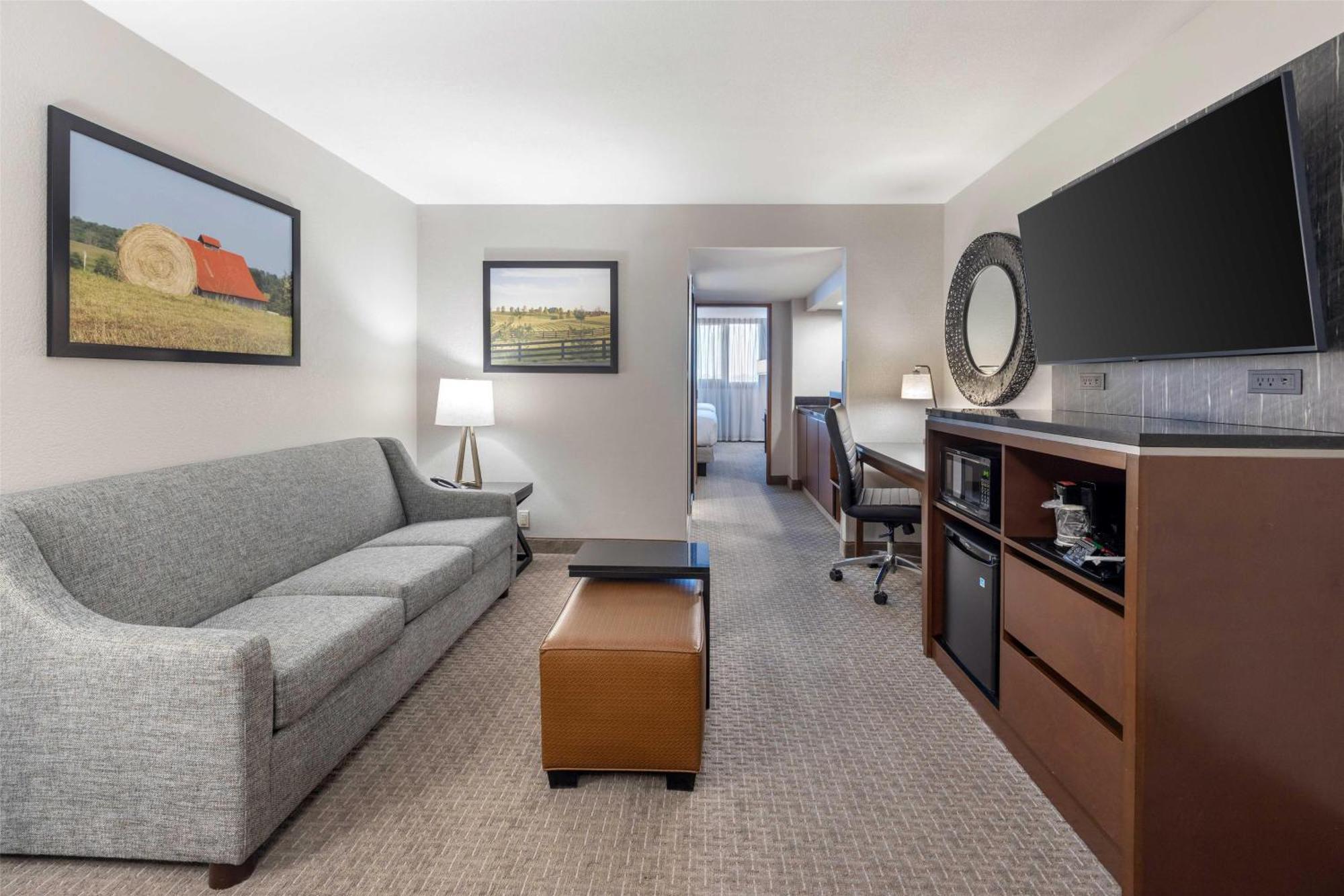 Drury Inn & Suites พาดูคาห์ ภายนอก รูปภาพ